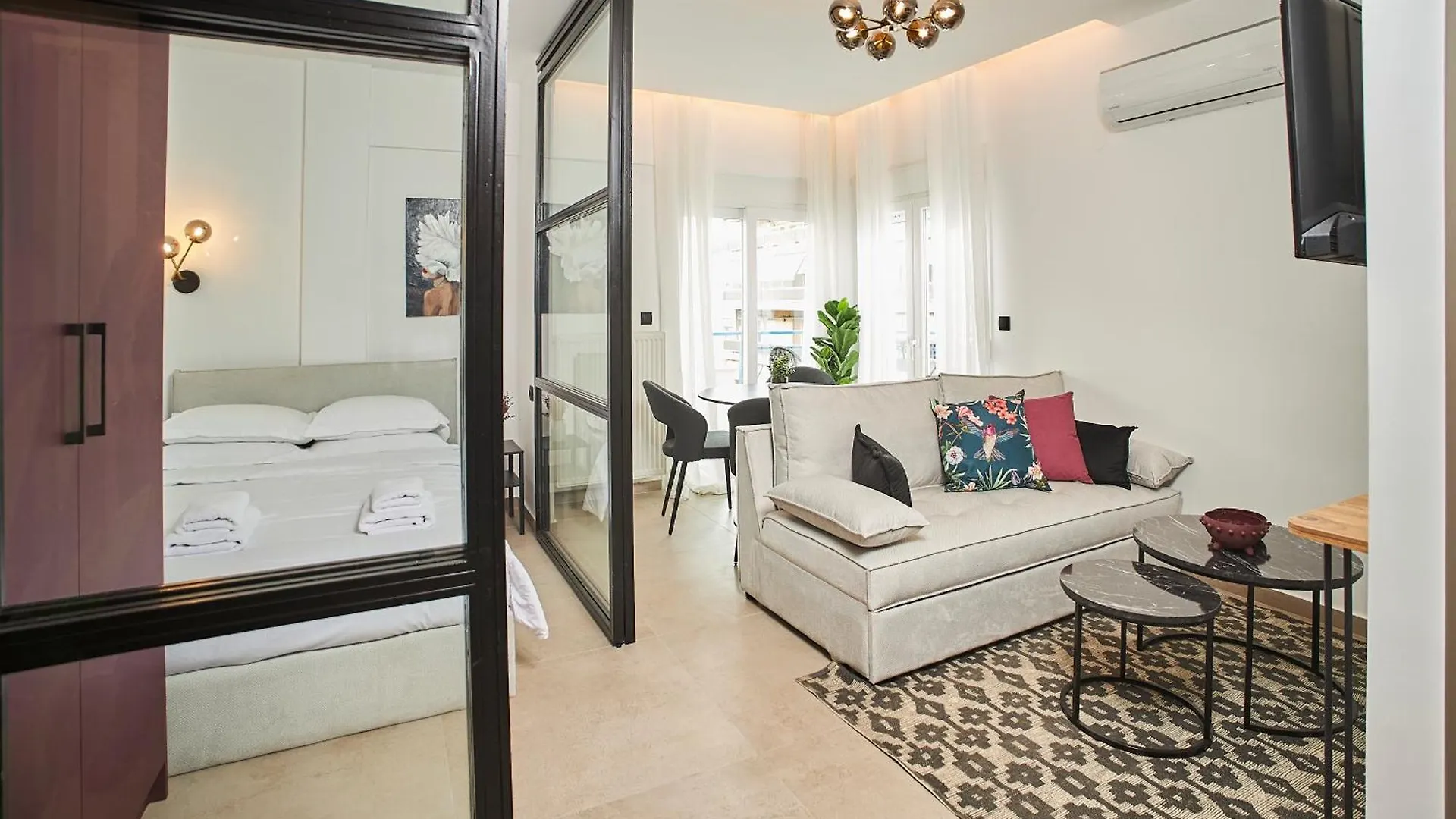 Magenta Luxury Apartments By Binobi!의 연락처
